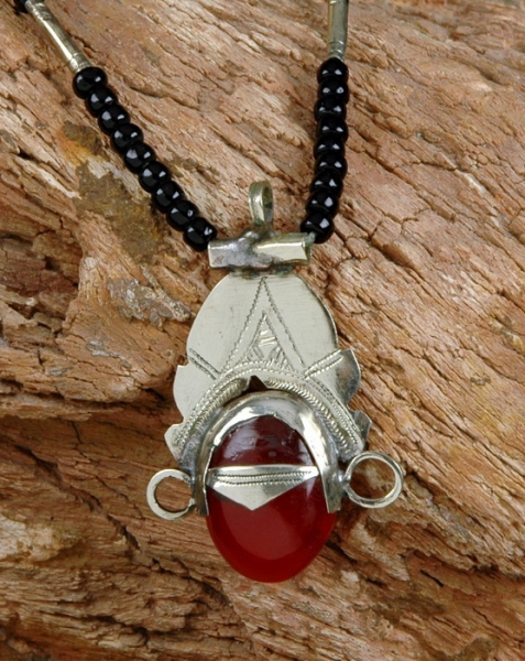 Tuareg Schmuck - Halskette mit Achat Anhänger
