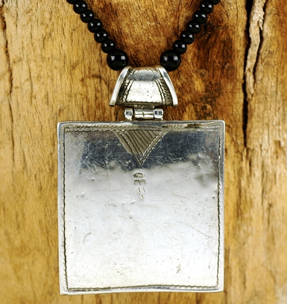 Tuaregschmuck - Schöne Kette mit Ebenholz und Silber - Rückseite